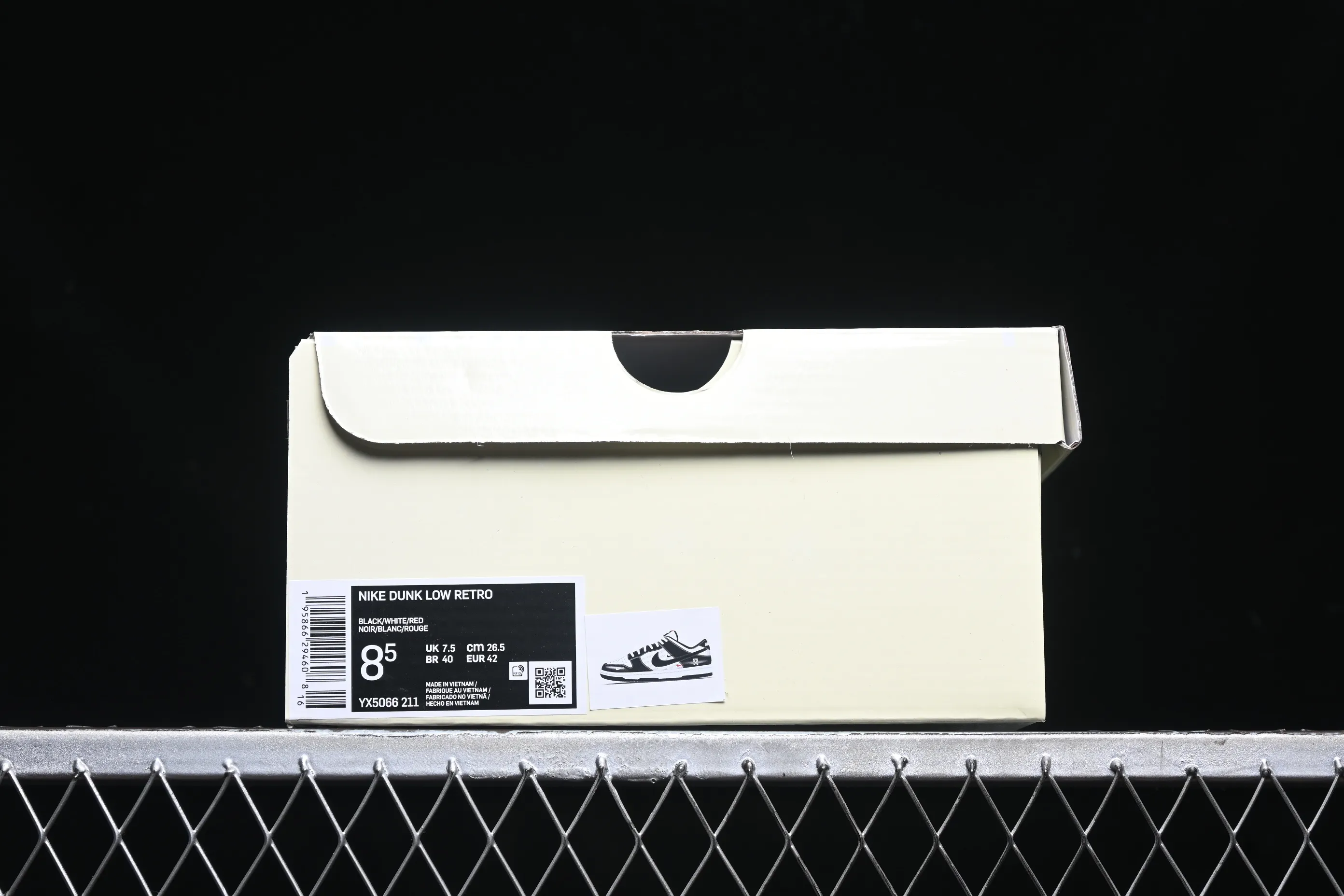 All categories Nk SB Dunk Series Nk SB Dunk Low High-end customized low-top sneakers Nk SB Dunk Low OF joint-Zhuba Danmaku Black Hook Anniversary high-end customized low-top casual sneakers YX5066-211